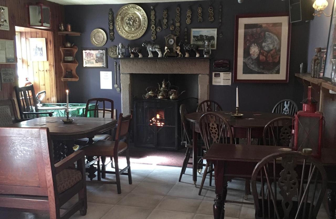 The New Inn Aberchirder Zewnętrze zdjęcie